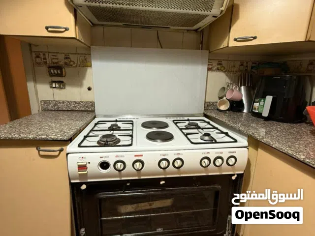 مطبخ ورخام وبوتجاز وشفاط