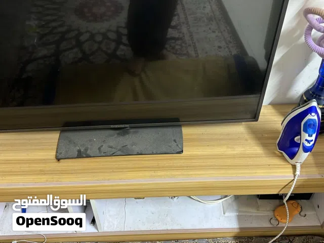 طاولة تلفزيون للبيع