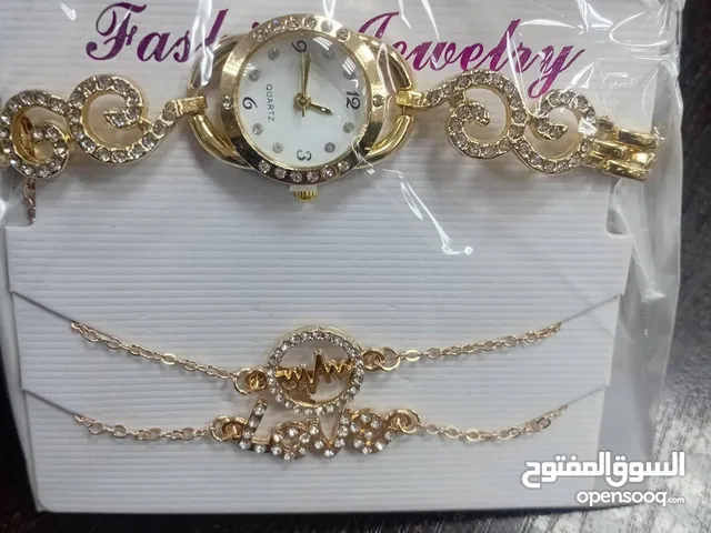 *ساعه مع اساور فقطط 4 ونص