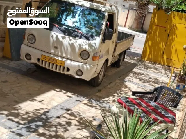 2003 هيونداي H 100
