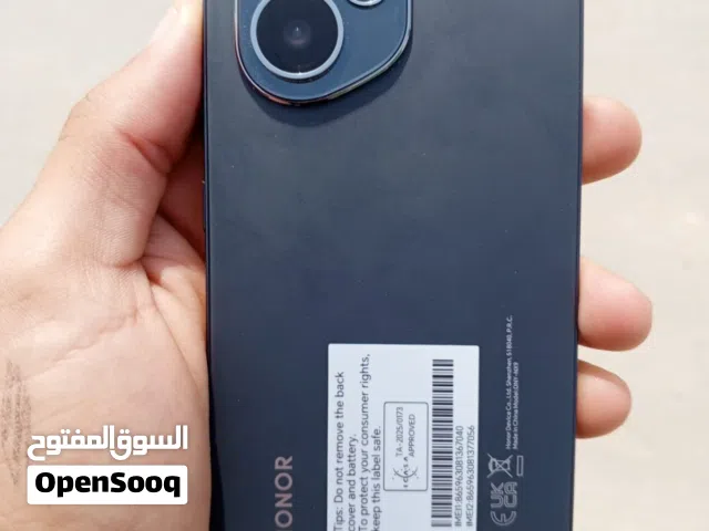 هاتف  هونر 400 عادي ذاكرة 512 مدة الاستخدام شي بسيط الملحقات كاملة