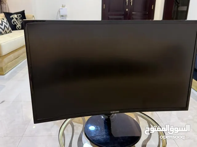 Samsung 27′′ Essential Curved Monito