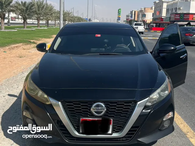 Used Nissan Altima in Sharjah