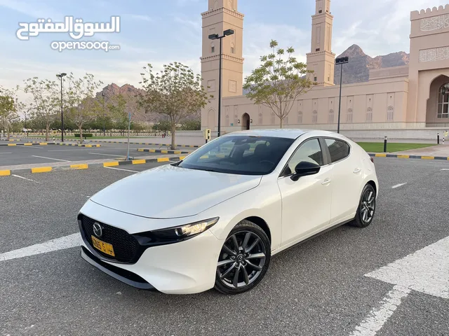 Mazda 3 2021 in Al Dakhiliya