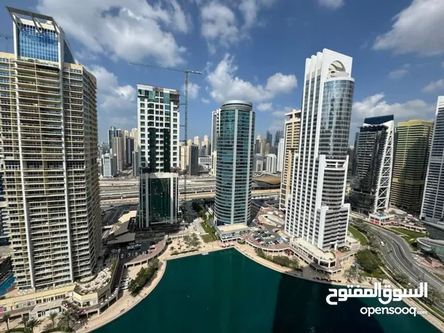 900ft 1 Bedroom Apartments for Rent in Dubai Jumeirah Lake Towers