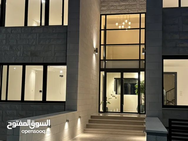 240 m2 4 Bedrooms Apartments for Sale in Amman Dabouq