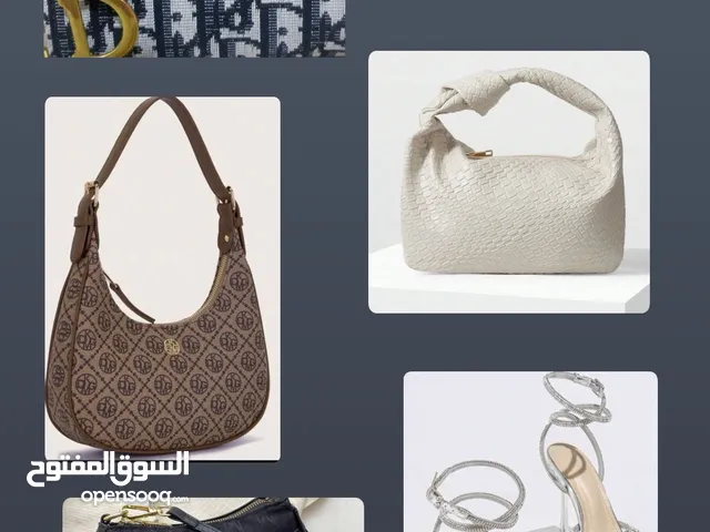 اربع شنط مع كعب ب 7 دينار