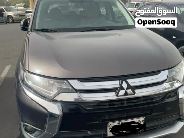 اوتلاندر 2017