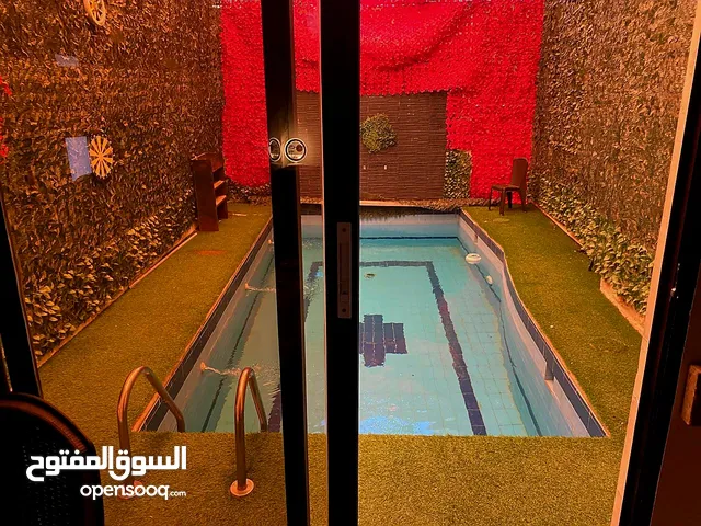 ستديو ضمن مسبح مستقل ومغلق بالسابع...