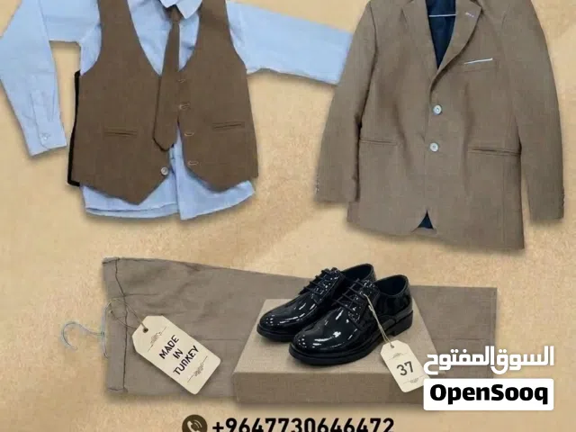 قاط مناسبات مرتب جديد يلبس عمر10/11ويا هديه حذاء روغان هديه .مستعجل ع بيعه للاستفسار الاتصال البصره