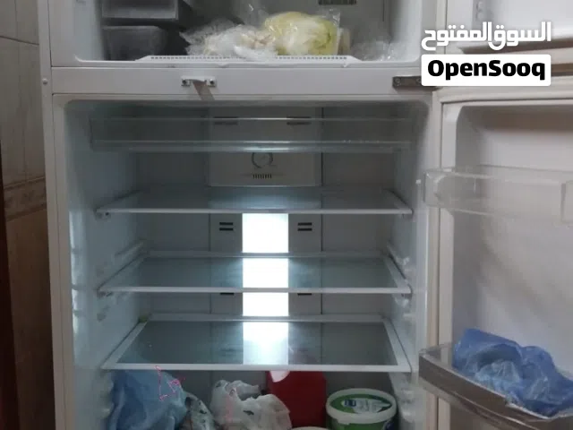 ثلاجه للبيع