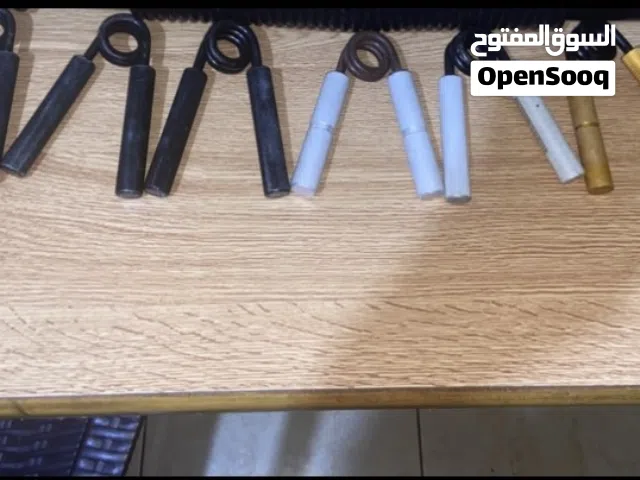 Hand grips