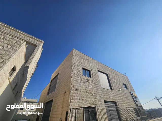 مركز او قاعه