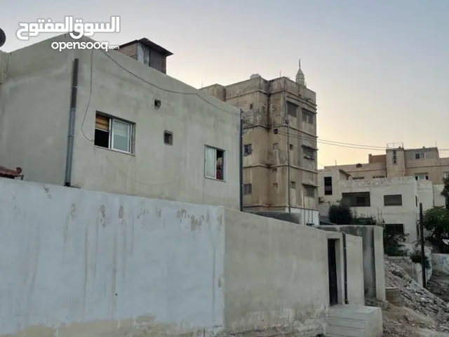 200 m2 5 Bedrooms Townhouse for Sale in Amman Marka Al Shamaliya