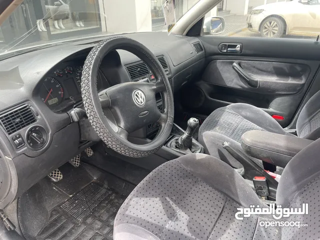 Used Volkswagen e-tharu in Tripoli