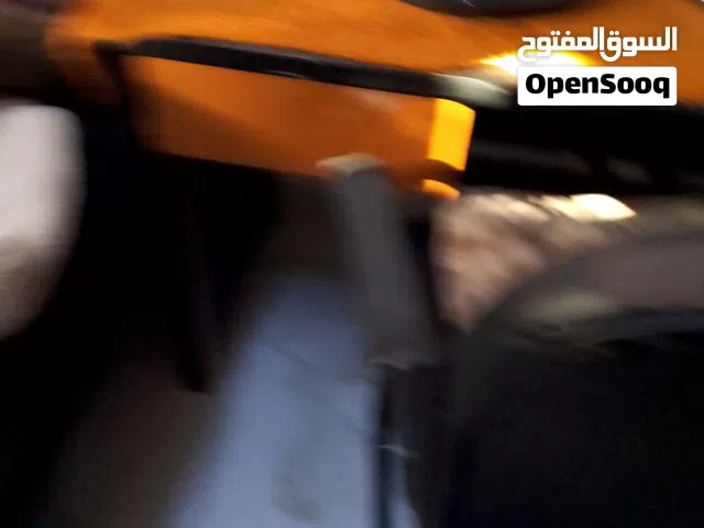 مكتب منزوع الجلد وهو في حالت الوكاله اشتري وما بنقصر معك