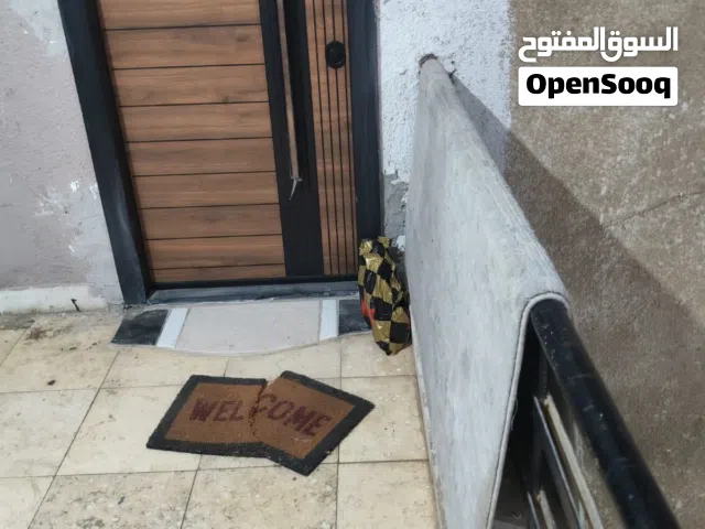 مطلوب شريك ممول لي مشروع عمل أبواب مصفحة