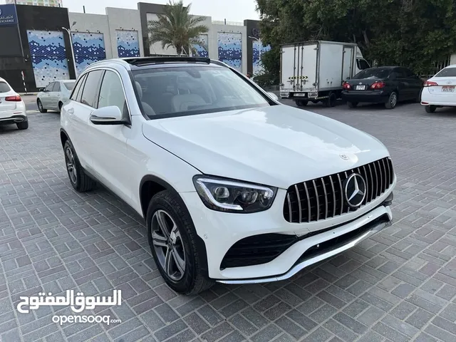 مرسيدس جي ال سي 300 4سلندر 2.0 لتر فل اوبشن موديل 2021 بمواصفات أمريكية