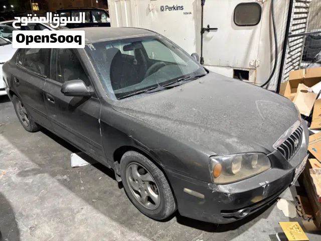 2003 هيونداي افانتي Standard