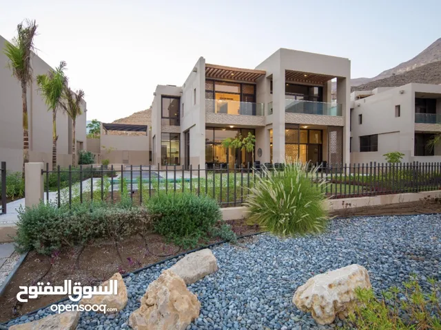 للبيع فيلا  مع التأثيث في خليج مسقط  with furniture Villa in Muscat Bay