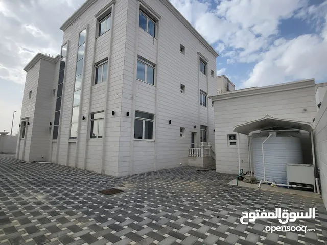 950 m2 More than 6 bedrooms Villa for Rent in Abu Dhabi Madinat Al Riyad