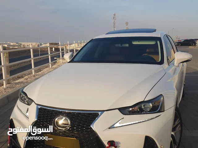 lexus is300 sport gcc لكزس اي اس 300 خليجي