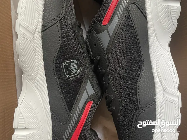 42 Sport Shoes in Tripoli