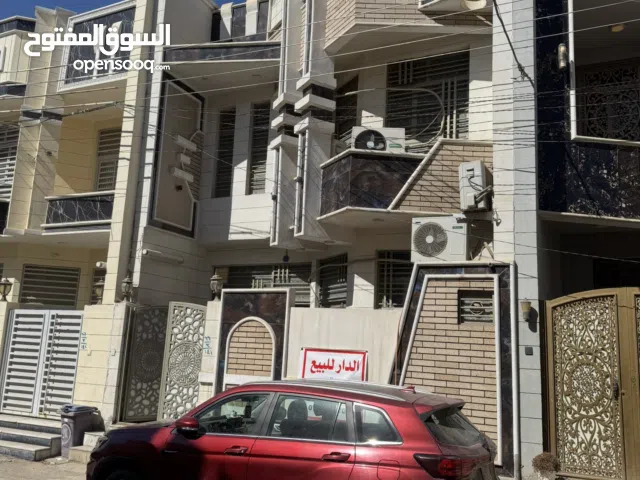 دار بناء حديث للبيع