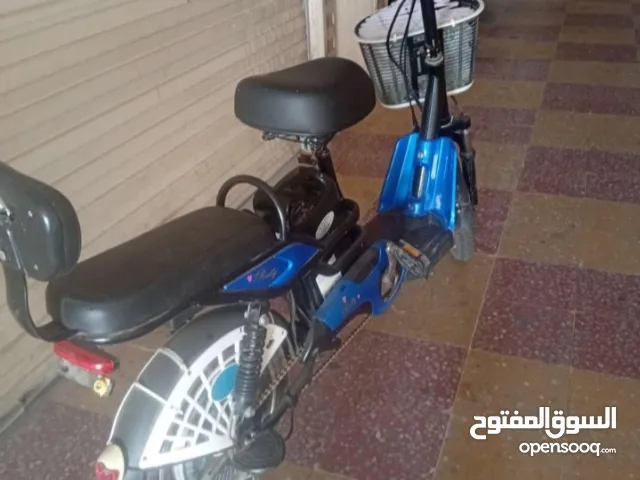دراجة كهربائيه رياضيه نظيف مستخدم 48 قولت 12 اميبر / ساعه المقا تقريبا 16 850