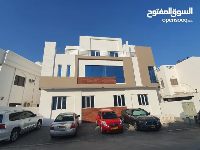 135 m2 2 Bedrooms Apartments for Rent in Muscat Al-Wuttayah