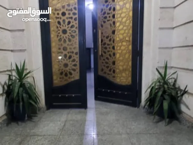 1000 m2 4 Bedrooms Apartments for Rent in Sana'a Hayel St.