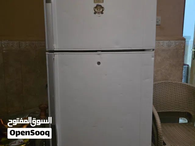ثلاجه مستعمله شغاله