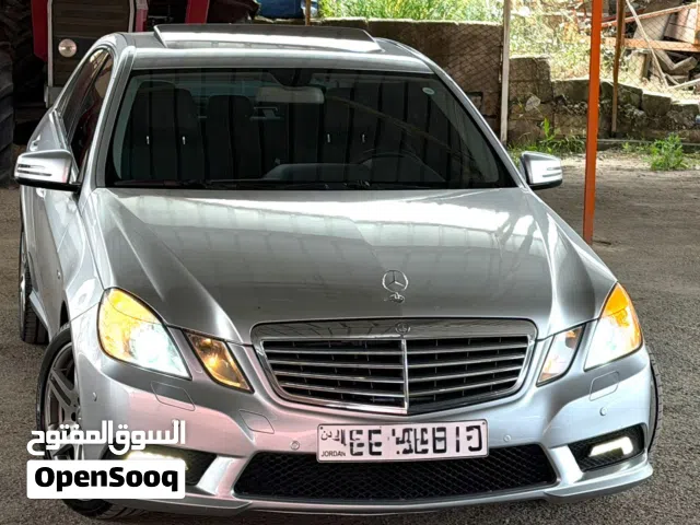 2010 مرسيدس بنز الفئة-E E 200
