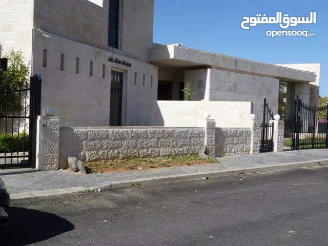 800m2 5 Bedrooms Villa for Sale in Amman Khalda