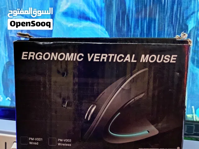 ماوس عمودي مريح لليد وايرسلكي usb جديد غير مستخدم مناسب للالعاب و التصميم يحتوي على RGB