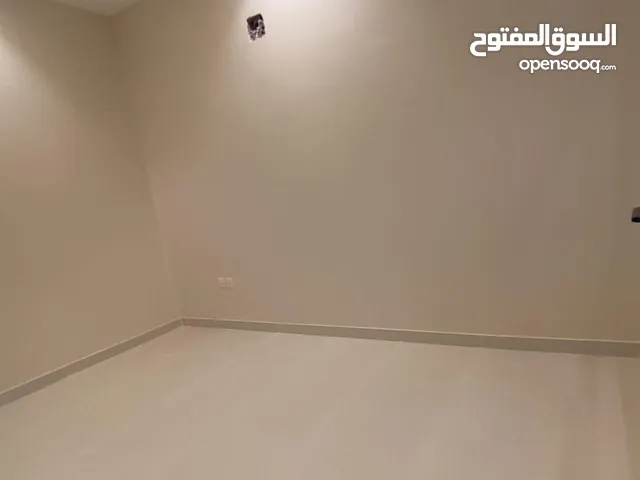 200 m2 5 Bedrooms Apartments for Rent in Al Riyadh An Narjis