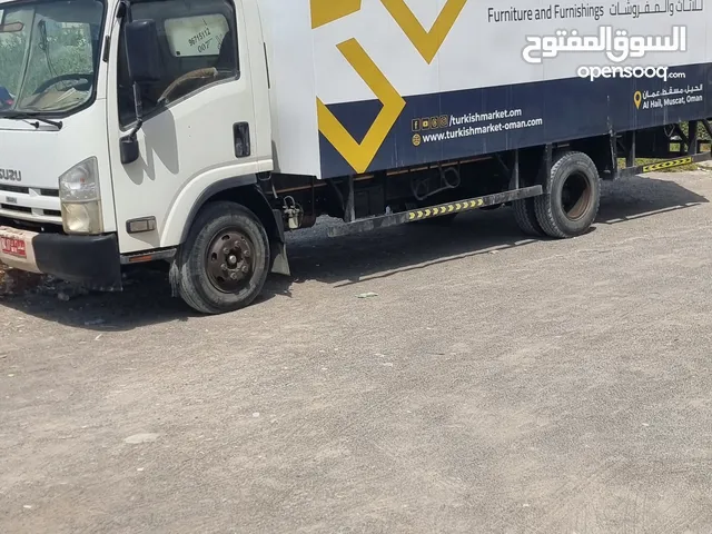 للأيجار الشهري مع السائق ونقل العام
