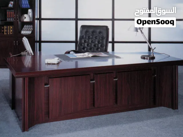 مكتب إيطالي درجة أولى