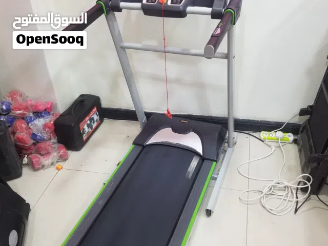 عرطة جهاز جري كهربائي نظيف كرت