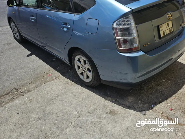 Used Toyota Prius in Amman