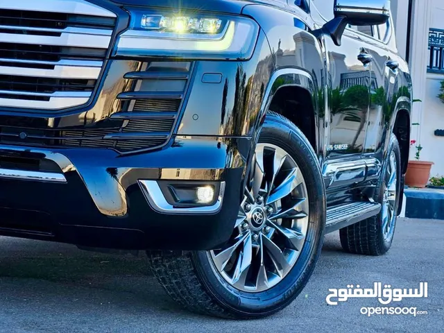 تويوتا لاند كروزر موديل 2024 للايجار اسبوعي بسعر مغري