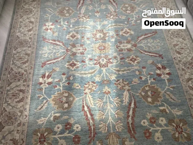 سجاد صناعة يدوية نظيف