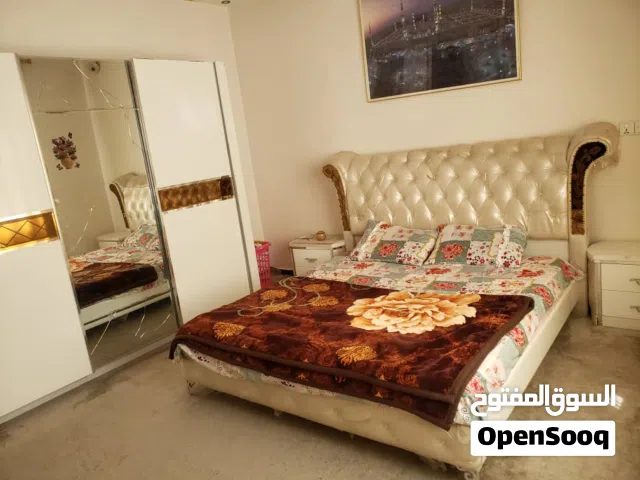غرفة نوم ملكي