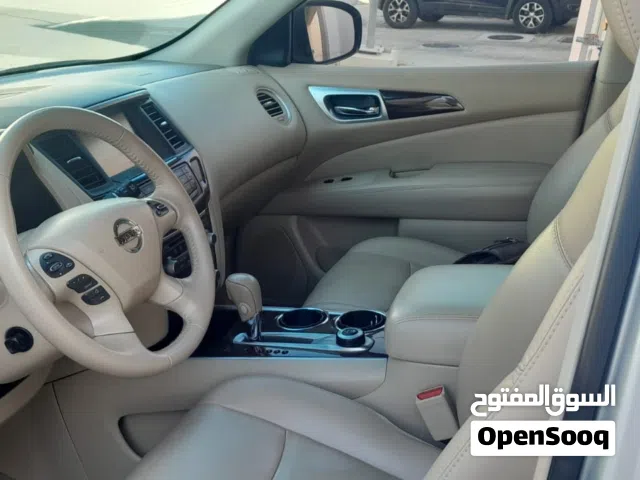 2015 Nissan Pathfinder SV