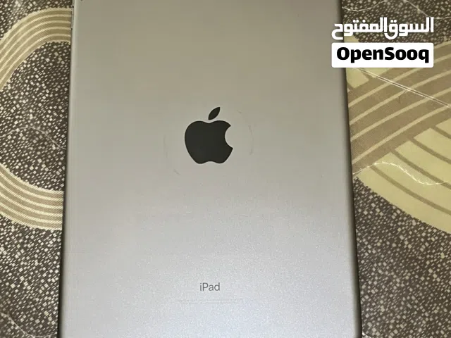 Apple iPad 5 128 GB in Al Dakhiliya