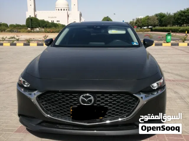 2020 مازدا 3 Standard
