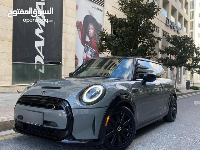 MiniCooper S electric 2023