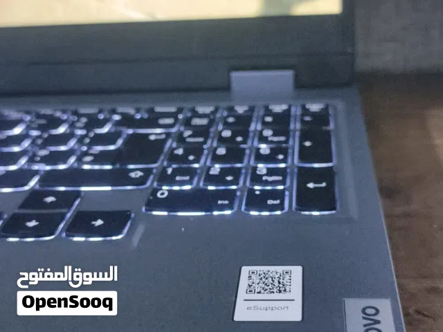 لابتوب لينوفو كيمنك النضافه 99 بالميه جديد بمعنى الكلمه