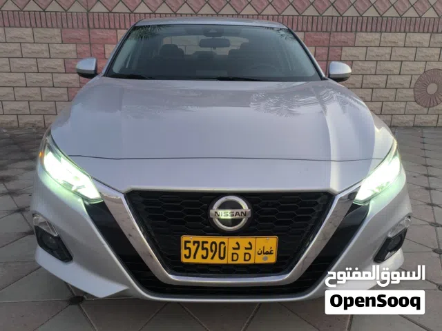 Used Nissan Altima in Al Batinah
