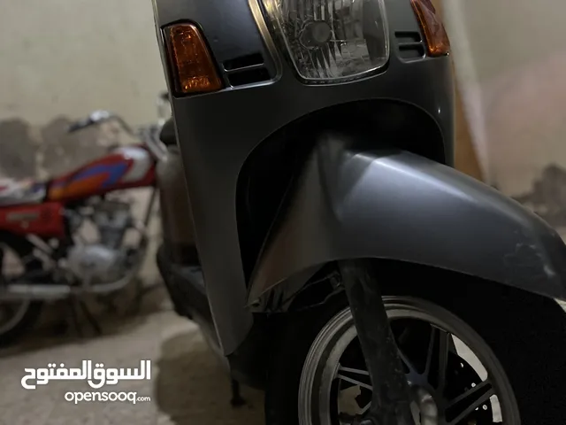 بوليس لون رصاصي قامقً ويل نجمه دراجه حلوه كاعد